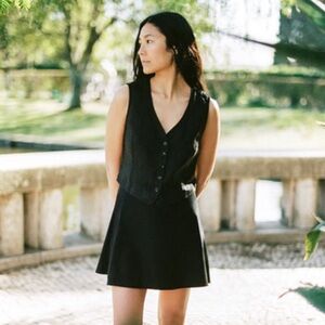 OZMA MINI WRAP SKIRT(Regen Silk Noil) Black